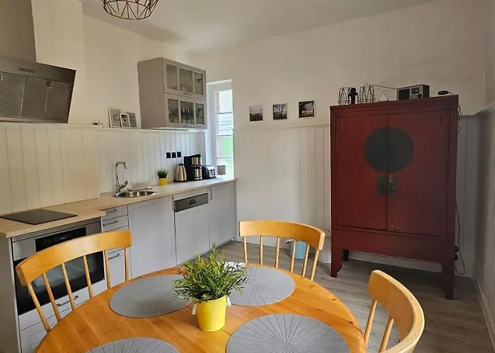 Semesterbostad Kleines Am Wald *